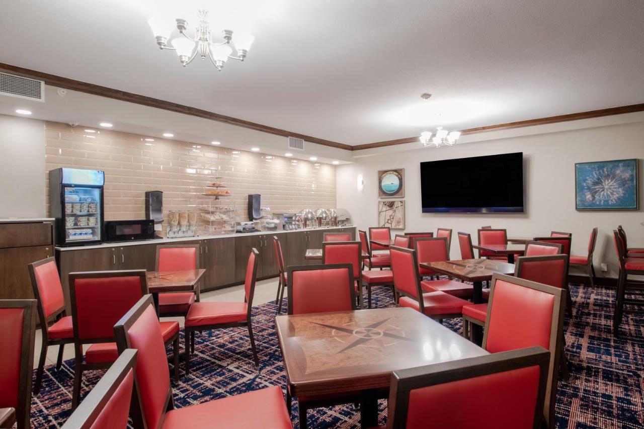 Econo Lodge Inn & Suites Foley-North Gulf Shores Exterior photo